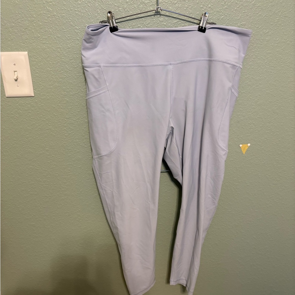 Old Navy Active High-Rise Leggings in Light Blue